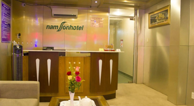 Nam Son Hotel, Забронировать Отель Хошимин провинция Хошимин, рядом с Парк Тао Дан
