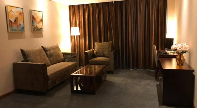 Люкс Deluxe Hubei Airport Business Hotel Tianhe Airport Branch