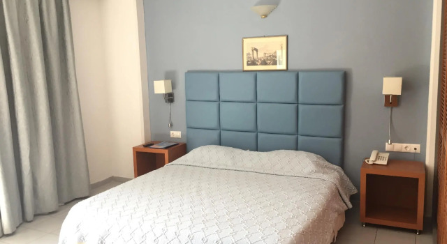 Студия Caravel Hotel Apartments