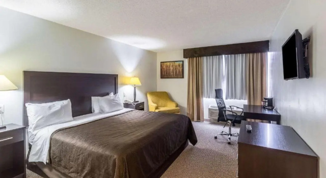 Номер Standard Clarion Inn near McAllen Airport