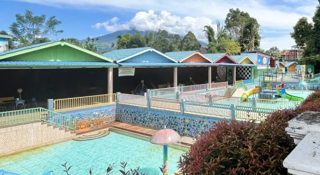 RedDoorz @ Villa Waterfun Favour Pagar Alam