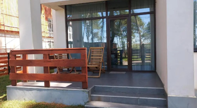 Коттедж Beachfront 4-bedroom home in Kaprovani pine forest