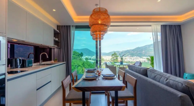 Люкс с видом на море Patong Heights