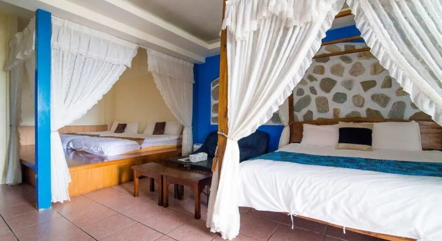 Семейный номер Standard с балконом Shengtuolini B&B