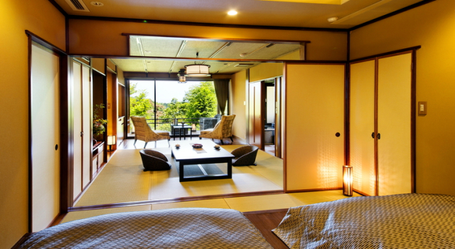 Полулюкс Deluxe Hyakurakusou Ryokan