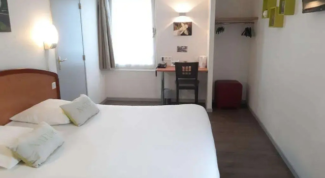 Brit Hotel Besancon lHorloge, Забронировать Отель Безансон Ду
