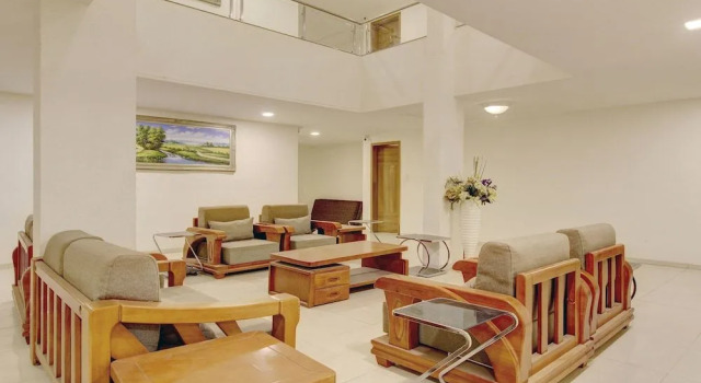 Capital O 40790 Hotel Triveni, Забронировать Отель Отели штата Махараштры 3 звезды, 3*