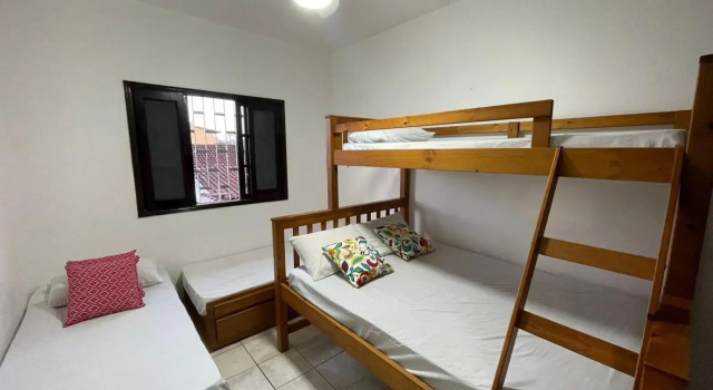 Casa frente ao mar/pé na areia no Indaiá até 18 pessoas