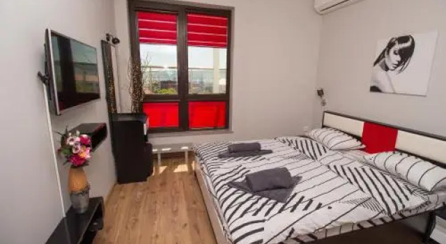 Vista Suites, Забронировать Апартаменты/квартира Отели Варны с парковкой, рядом с Комплекс Приморский, Парковка