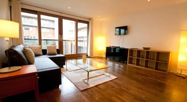 IFSC Dublin City Apartments by The Key Collection