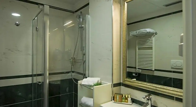 Одноместный номер Classic JR Hotels Oriente Bari