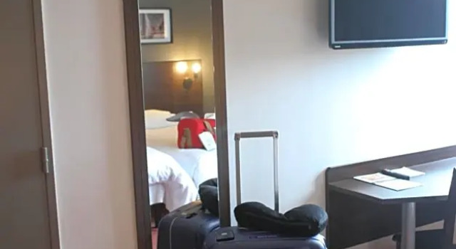 Номер Standard Orly Superior Hotel