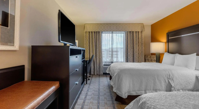 Четырёхместный номер Standard Hampton Inn and Suites Columbus, MS