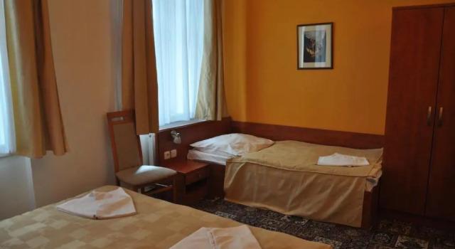 Трёхместный номер Standard City Central De Luxe