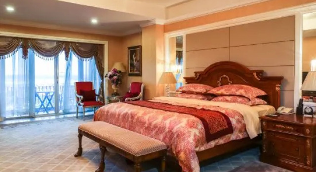 Люкс Presidential Country Garden Europe City Phoenix Hotel