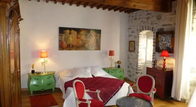Chateau de Mandagout, Prenota Locanda Mini-hotel a Cevenne, Locanda