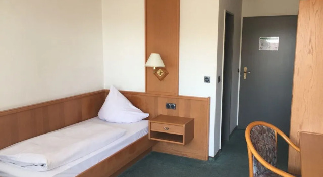 Gasthof Pension Post, Buchen Sie Hotel Kipfenberg 