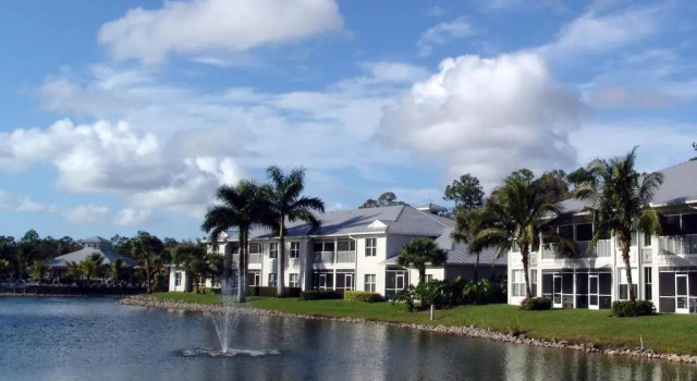 Вилла с 3 комнатами GreenLinks Golf Villas at Lely Resort