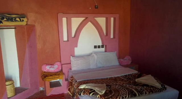 Двухместный номер Standard с видом на бассейн Auberge Camping BOUGAFER Tamtetoucht