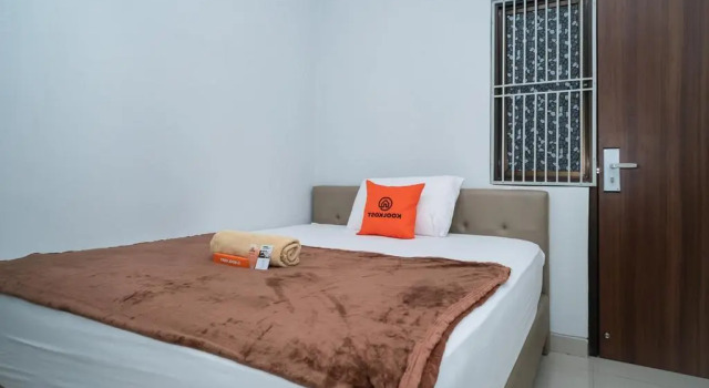 KoolKost near Pasar Baru, Book Hotel Sawah Besar Jakarta