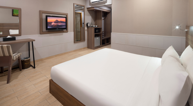 Viet Lotus Saigon Hotel, Забронировать Отель Бизнес-отели Района 3, 4* 5*