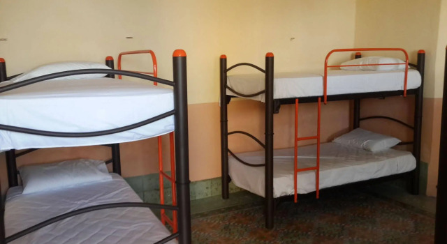 Hostal La Ermita - Hostel, Book Hostel / Vandrerhjem Hoteller i Yucatán med parkering, Parkering