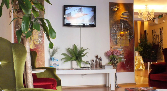 SRF Hotel
