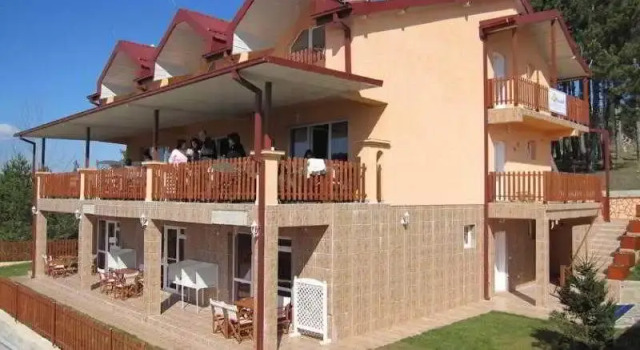 VIP Hotel Berovo - Apartments, Book Lejlighed Hoteller i Berovo med pool, Swimmingpool