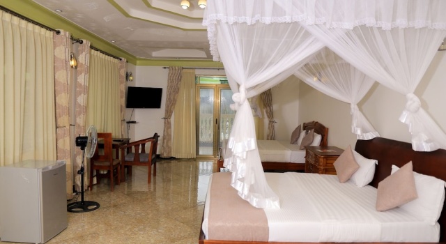 Двухместный номер Executive с балконом и рядом с пляжем Victoria Royal Beach Hotel