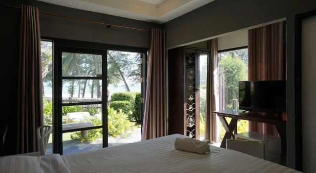 Бунгало Deluxe c 1 комнатой Bayview Resort