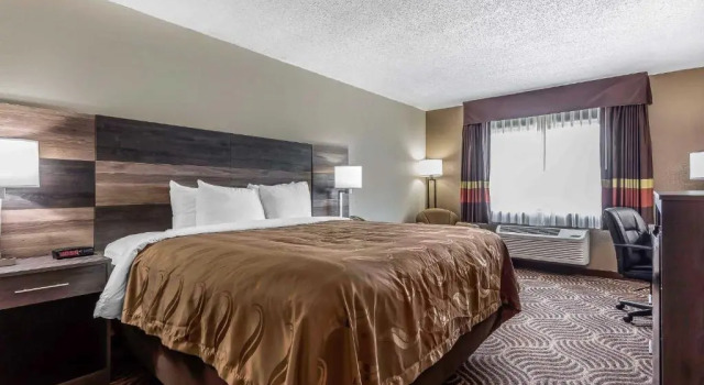 Номер Superior Quality Inn & Suites Salisbury South