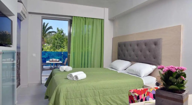 Двухместный номер Standard Design TRYP by Wyndham Corfu Dassia