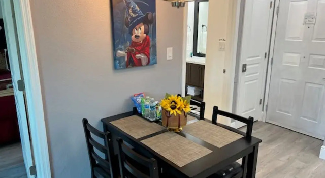 Univeral Disney Epic Shuttle, Rezerwuj Apartament Hotele w Kissimmee z parkingiem, Parking