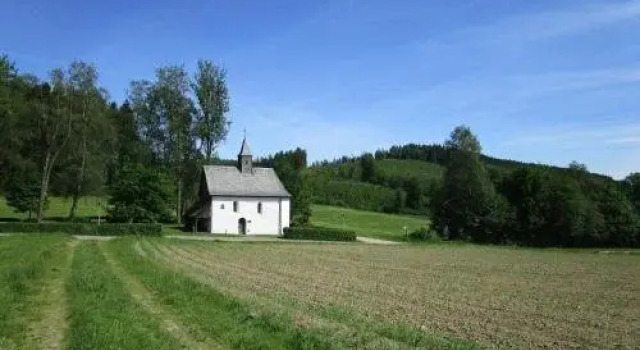 Gasthaus Esseltal, Забронировать Отель Эслоэ 