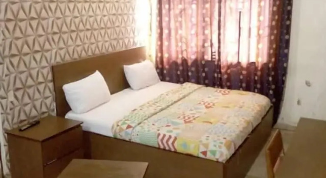 Brentwood Hotel