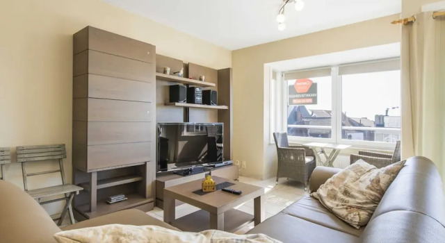 Апартаменты Apartment Close to the Downtown