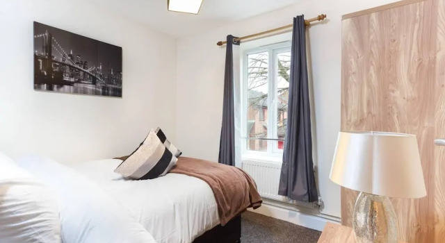 Impeccable 2-bed Apartment in Derby, England, Varaa Huoneisto Asunnot kohteessa Merseyside, Huoneisto