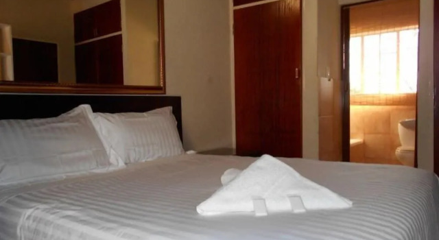 Nandi'S Guesthouse, Reservar Hotel Akasia Pretoria