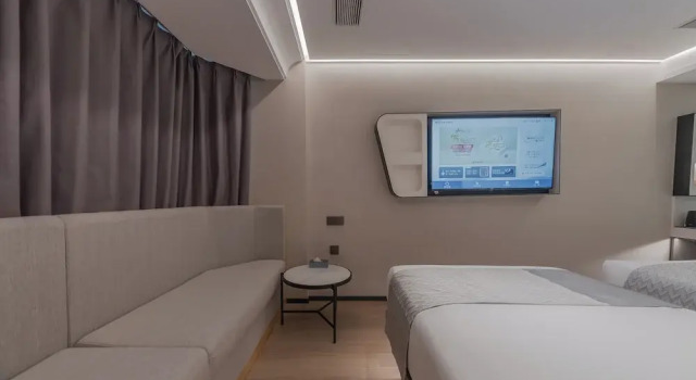 Номер Business SKYBIRD Hotel
