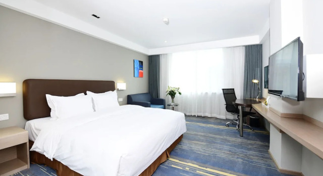 Люкс c 1 комнатой Holiday Inn Express Changchun High-Tech Zone by IHG