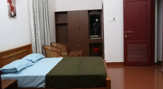 Dhanagiri Home Stay, Varaa Hotelli Hotellit New Delhi pysäköinnillä, Pysäköinti
