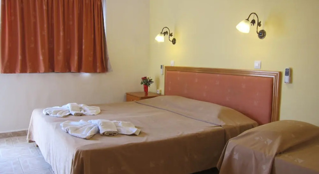 Студия Цокольный этаж с балконом Baladinos Apartments