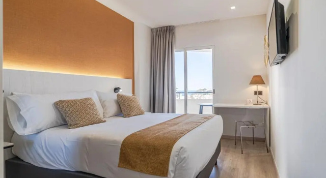 Двухместный номер Deluxe с видом на море Ramada Resort by Wyndham Puerto de Mazarron