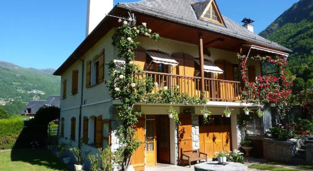 Appartement Rez de Jardin, Buchen Sie Ferienwohnung Esquieze-Sere Languedoc-Roussillon