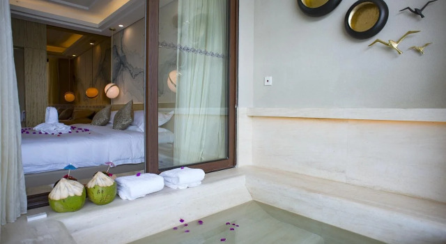 Hainan Mount Qixian Tang Hotel, Buchen Sie Hotel Baoting 