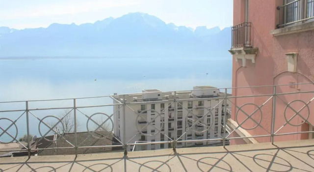 TOP Montreux Centre 2-8 p., view lake and Chillon Castle, Забронировать Отель Отели Монтрё с парковкой, рядом с Выставочный центр Монтрё, Парковка