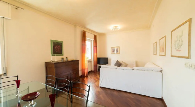 Desenzanoloft – Palm Garda Beach
