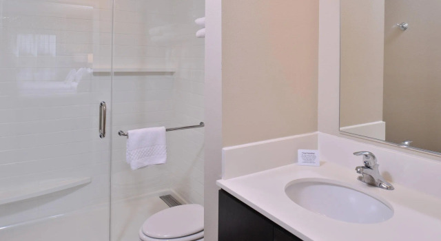Двухместная студия TownePlace Suites by Marriott Gillette