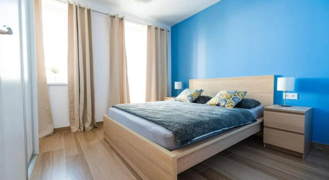 Private 5 star - Stylish - 3 room flat with secured in-door Pkg, Book Hotel Nitra Nitriansky kraj