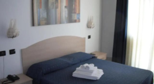 Двухместный номер Standard с балконом и с видом на город Hotel Profumo Di Mare